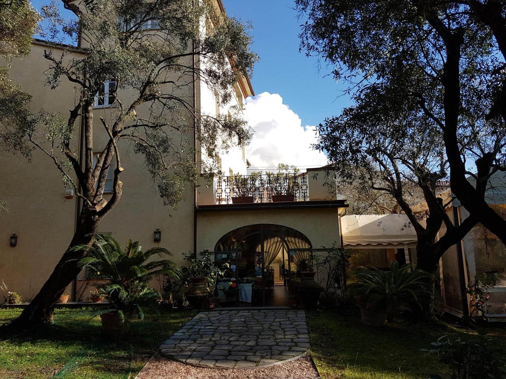Antico Uliveto Pension Seravezza Buitenkant foto